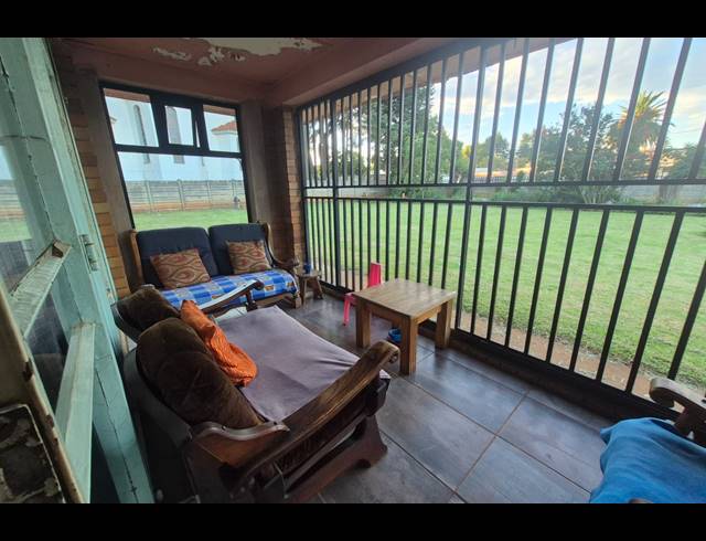 4 BEDROOM HOUSE FOR SALE IN DUNCANVILLE